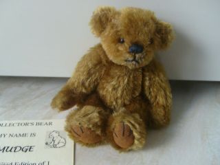 vintage miniature artist bear 2008 named Smudge handmade by Valewood bears Ooak 3