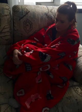 Ohio State Buckeyes Snuggie Blanket With Sleeves