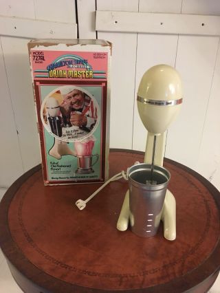 Hamilton Beach Drink Master - The Milkshake Machine Vintage Box - W