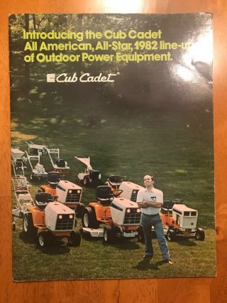 Vintage 1982 Cub Cadet Lawn Tractor Dealer Brochure 582 680 782 682 982 984 986
