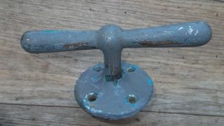 Large Yacht Boat Vintage Bronze / Brass Bow Fitting T,  Post Cleat.  Quality