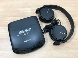 Vintage Sony Discman D - 132ck Cd Compact Player W/ Headphones Black