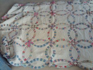 Vintage Hand Stitched Hand Quilted Quilt - 64 " X 88 " - A Heavy Quilt - Cutter?