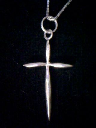 Antique Vintage Sterling Silver.  925 Christian Cross Pendant Necklace 18 " Chain