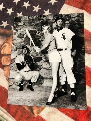 Marilyn Monroe - 8 " X 10 " Photo - 1951 - White Sox Baseball - Zernial & Dobson