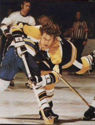 Bobby Orr Boston Bruins Body Check Hockey Photo 8x10