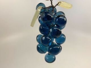 Vintage MID CENTURY Blue GLASS GRAPES CLUSTER decorater hollywood 2