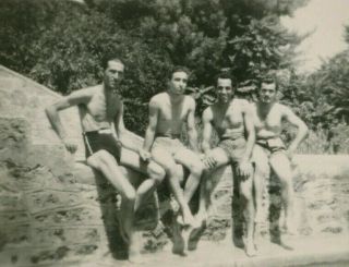Gay Affectionate Vintage Photo Very Handsome Guys Boys Soldiers Bulge 1949 Body
