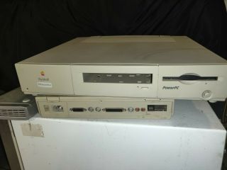 Macintosh Performa 6116cd Vintage Computer