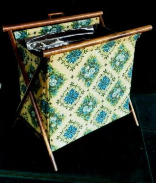Vintage Knitting Stand Cloth Bag Folding Wood Frame Sewing Crochet Basket Hanger
