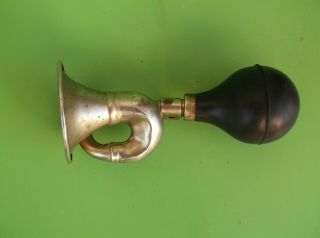Vintage Bicycle Horn.  Squeeze Bulb Type.  Good.