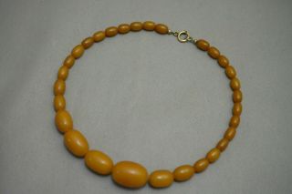 Vintage Butterscotch Amber Color Bakelite Bead Necklace - 37 Gr.