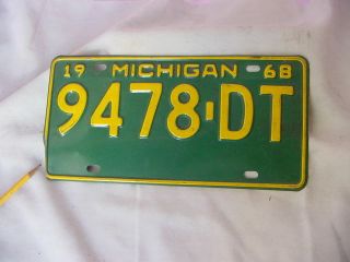 Vintage 1968 Auto Car Vehicle Metal License Plate Michigan