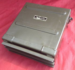 Vintage Us Army Cy - 744a/prc Radio Battery Case By Rca For Prc - 10 Or Prc - 28 (nr)