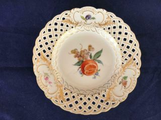 Fine Antique Meissen Porcelain Hand Painted Fruit Cabinet Plate.  1.