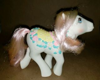 My Little Pony G1 - Flower Bouquet - 1988 Merry Go Round Pony Y7 Vintage