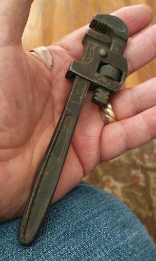 Vintage 6 " Pipe Wrench 6