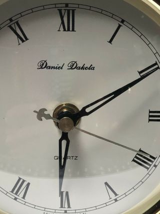 Vintage Oak Daniel Dakota Tempus Quartz Mantle Clock Taiwan Movement 2