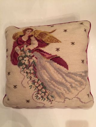 Vintage Christmas Needlepoint Angel Pillow 13”x13” Pre - Owned