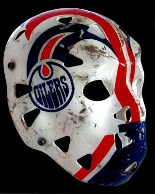 Goalie Mask Of Grant Fuhr Edmonton Oilers 8x10 Photo