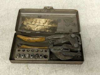 Vintage Roper Whitney Jensen No.  5 Jr.  Hand Punch Set Metal Tool Box