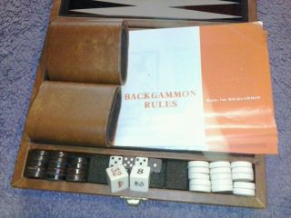 VINTAGE 1970 ' s? BACKGAMMON GAME IN FAUX LEATHER CASE RARE A GREAT BUY 3