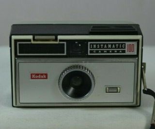 Vintage Kodak Instamatic 100 126 Film Camera Fast -