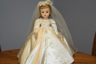 Vintage Madame Alexander Bride Doll Elise 1950s 1960s Jointed Hard Plastic 15 "