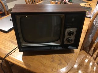 Vintage General Electric Ge Television Model 12xb9112r Retro 12” Great