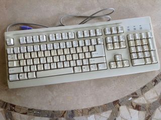 Vintage Mitsumi Keyboard (model: Kfk - Ea4xt) Beige Wired