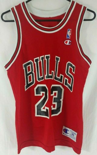 Vtg 90s 23 Jordan Chicago Bulls Champion Jersey Size 36 Red Away Mens Small Nba