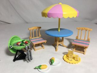 Calico Critters/sylvanian Families Bbq With Utensils Table Chairs Umbrella