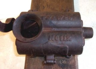 Antique Cast Iron Tobacco Shredder Ps & W Co No 112 Mounted On Old Board
