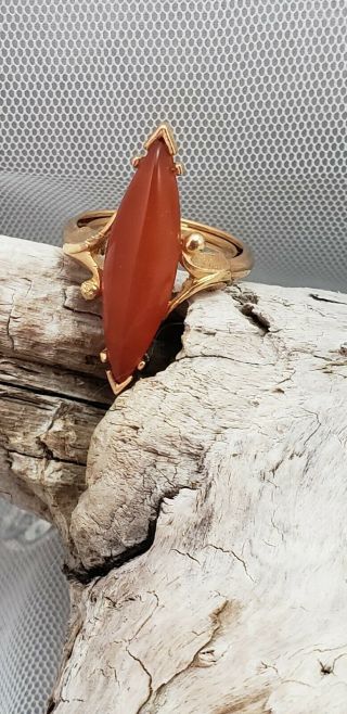 Vintage Avon Carnelian Colored Navette Shaped Gold Tone Ring Size 7 3