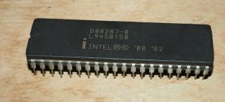 Intel D80287 - 8 8mhz Fpu For 286 Cpu