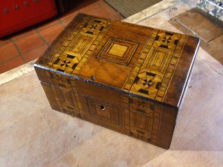 ANTIQUE VICTORIAN TUNBRIDGE WARE INLAID SMALL BOX lovely patina 2