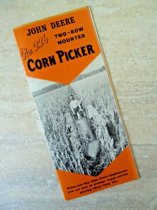 1950 Vintage John Deere Tractor Brochure - No.  226 Corn Picker