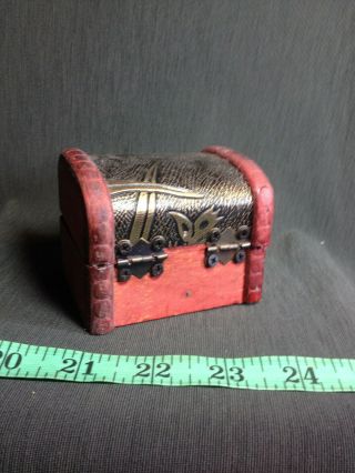 DOLLHOUSE MINIATURE FURNITURE ACCESORIES TRUNK CHEST WOOD VINTAGE SCALE1:12 3