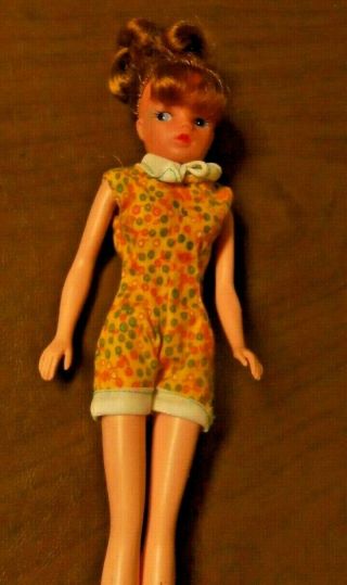 Lovely Vintage Barbie Clone Doll In Mod Outfit - Unmarked