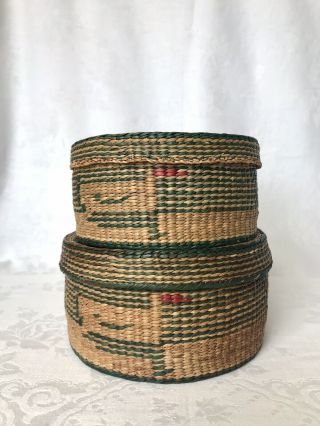 Vintage Hand Woven Sweet Grass Straw Baskets 2 Green Nesting Stackable Storage