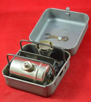 RUSSIAN VINTAGE RED ARMY SOVIET PORTABLE CAMP STOVE PRIMUS FUEL SET COLD WAR 3 2