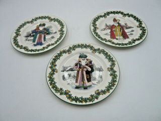Spode Vintage " Santas Around The World " 1,  2 And 3 In The Series Dessert Plates