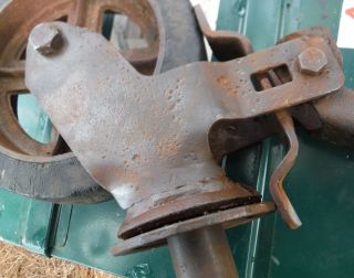 Vintage Castor for Scaffold with Brake 8 Inches Diameter 2