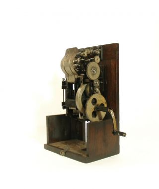 C.  1901 Edison Projecting Kinetoscope Historic Antique Movie Projector 3