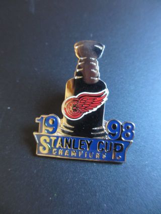 Detroit Red Wings 1998 Stanley Cup Champions Lapel Pin