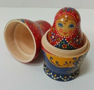 Vintage (1991) Russian Set of 5 Hand - Painted Wooden Nesting Dolls Signed 2