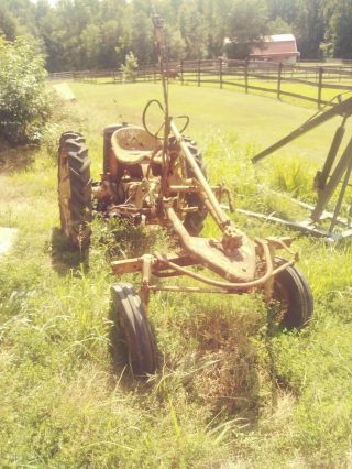 Allis Chalmers Model G Antique Tractor For Rebuild No Must Pick Up