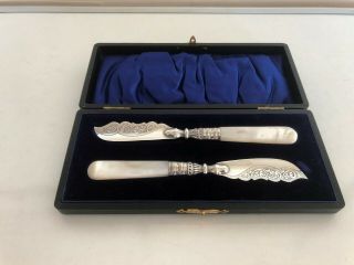 Lovely Solid Silver And Mother Of Pearl Butter/presserve Spreaders