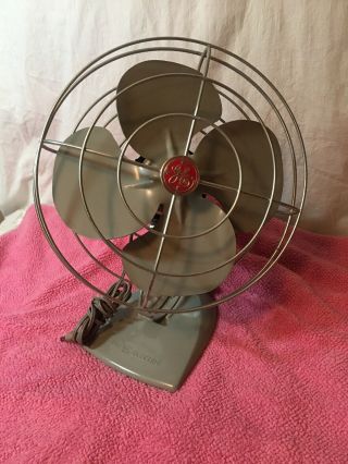Vtg 1950s General Electric Ge No F11s107 Usa Gray Oscillating Fan Wall Desk Mcm