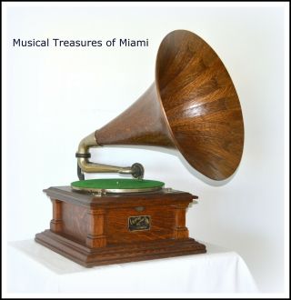 Antique Victor V Phonograph With Wood Horn,  Bonus - We Ship Worldwide